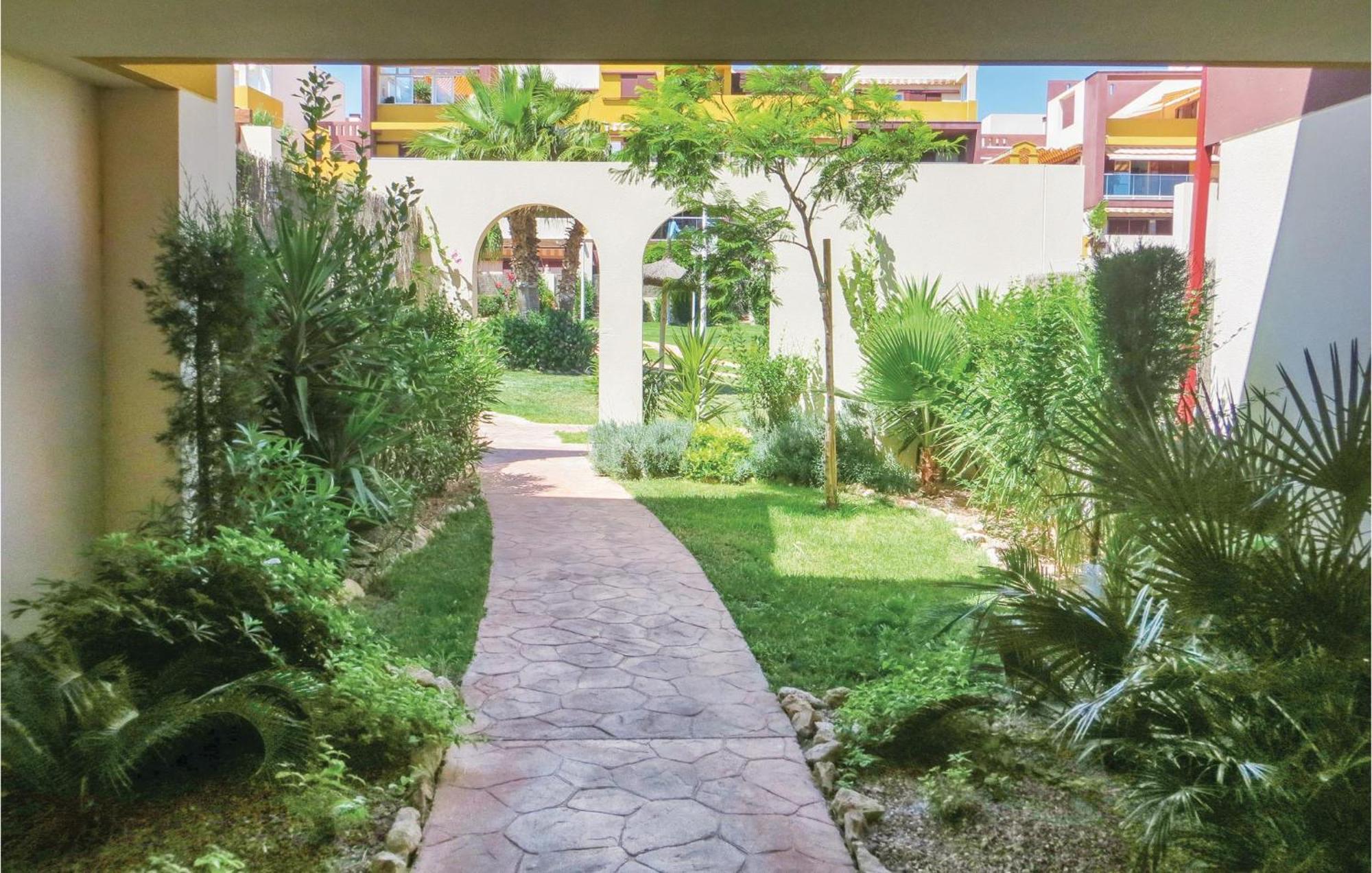 Awesome Apartment In Orihuela With Kitchen Playa Flamenca Exterior photo