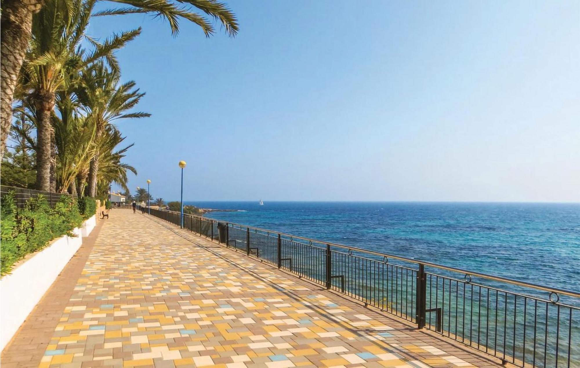 Awesome Apartment In Orihuela With Kitchen Playa Flamenca Exterior photo